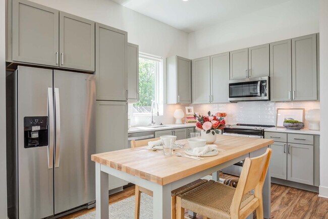 Apartamentos Queens Wedgewood Houston — foto de la comunidad - Queens Wedgewood Houston
