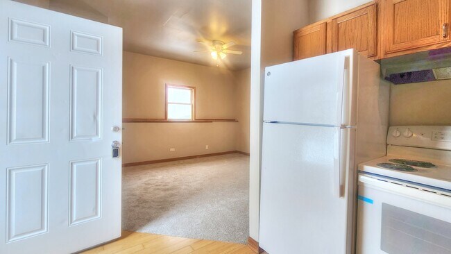 Building Photo - 207 Wilson Ave