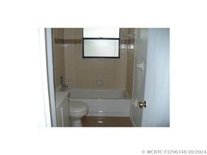 Building Photo - 4181-4187 NW 114th Ave