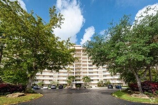 Building Photo - 3507 Oaks Way
