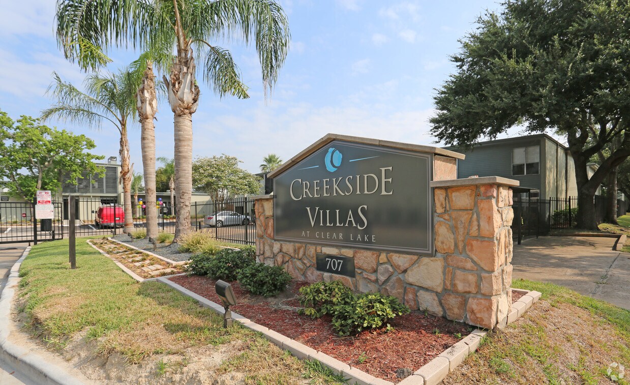 Creekside Villas at Clear Lake Apartments Houston, TX