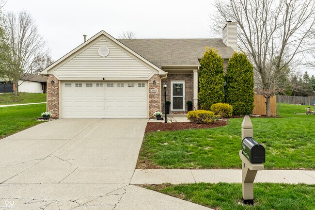 Building Photo - 9660 Overcrest Dr