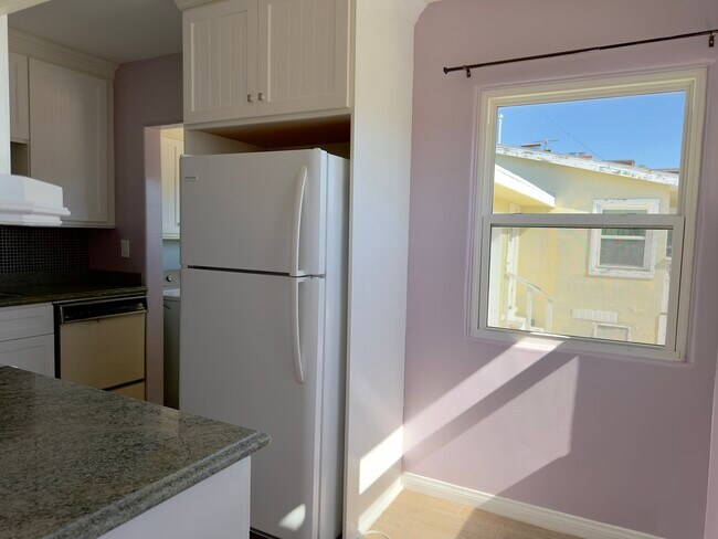 Foto del edificio - 4912 Dixie Dr