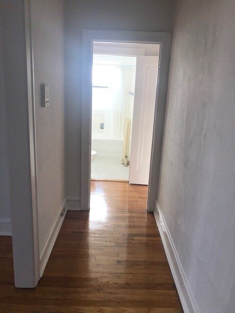 Foto del edificio - 534 Hinman Ave