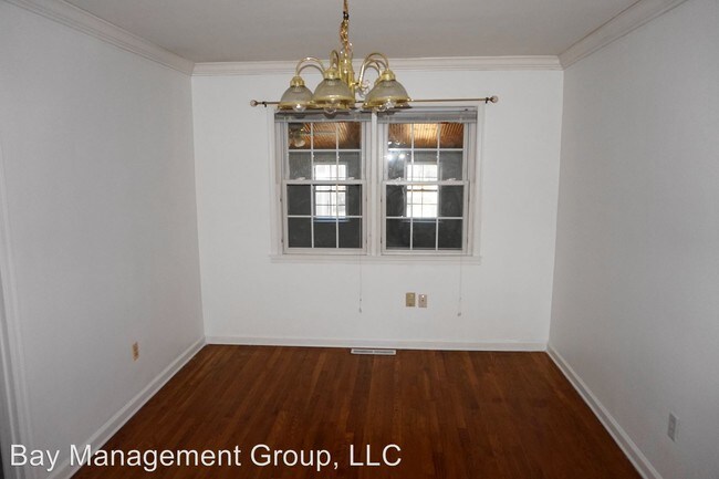 Building Photo - 1726 Langport Ave