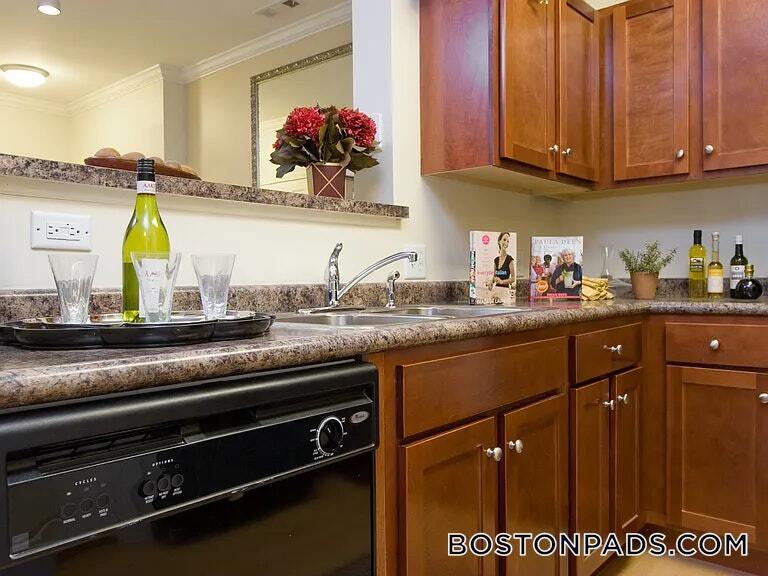 Foto principal - 311 Lowell St