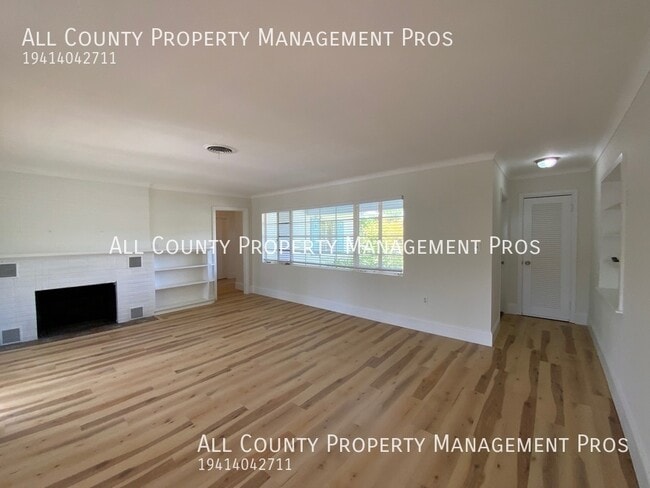 Building Photo - 4930 Bay Shore Rd