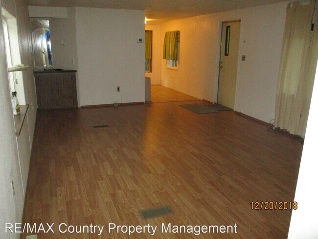 Building Photo - 2 br, 1 bath House - 16041 83rd Way SE