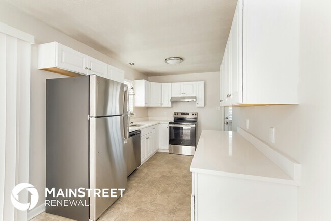 Building Photo - 612 W Ridgecrest Dr