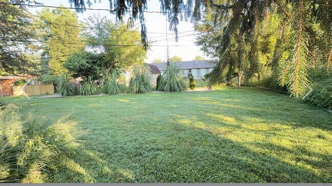 Foto del edificio - Available July 2026;  Monthly rent $1,800