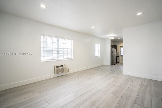 Building Photo - 330 84th St