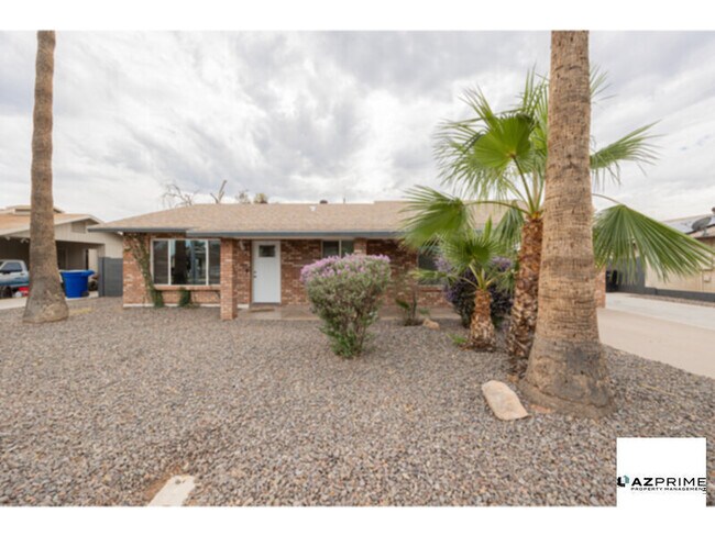 Building Photo - Furnished 3/2 Chandler House - Style, Spac...