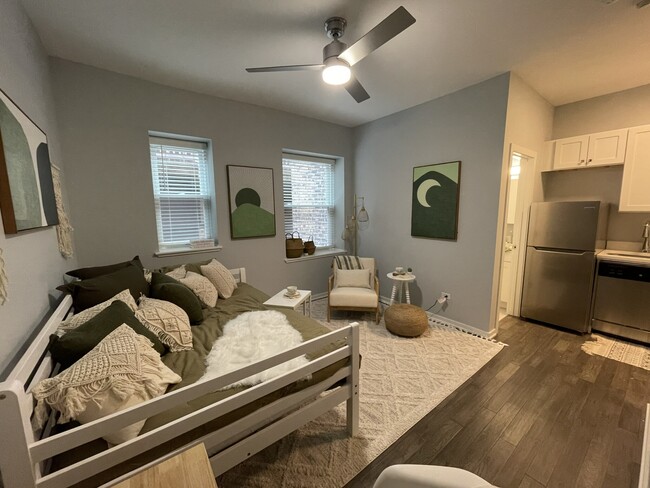 Building Photo - Brand New Micro-Studio 2 Blocks from Edgew...