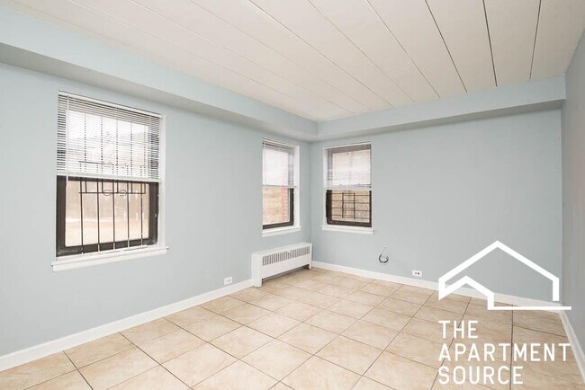Building Photo - 1360 W Touhy Ave