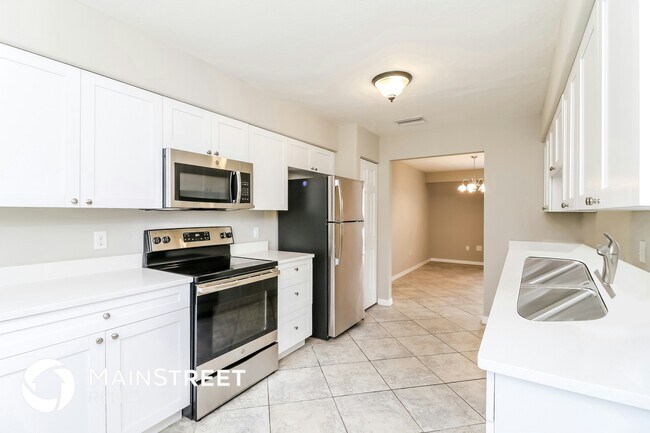 Foto del edificio - 308 SE 17th Pl