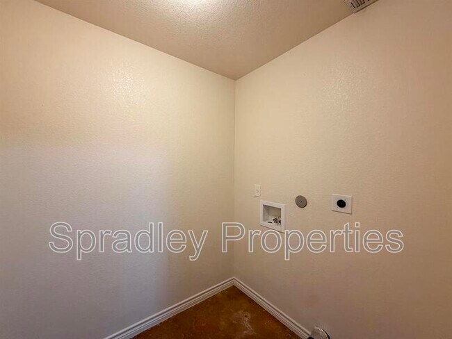Foto del edificio - 1539 Chance Ct