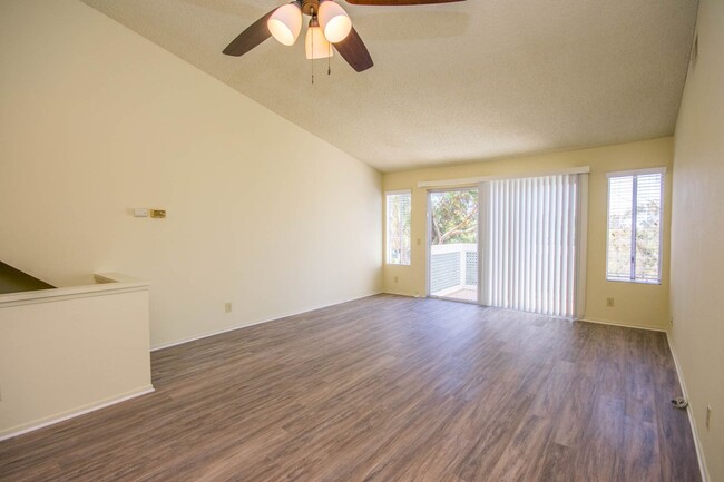 Building Photo - 3BR/2Bath Cozy home within Quail Ridge Com...