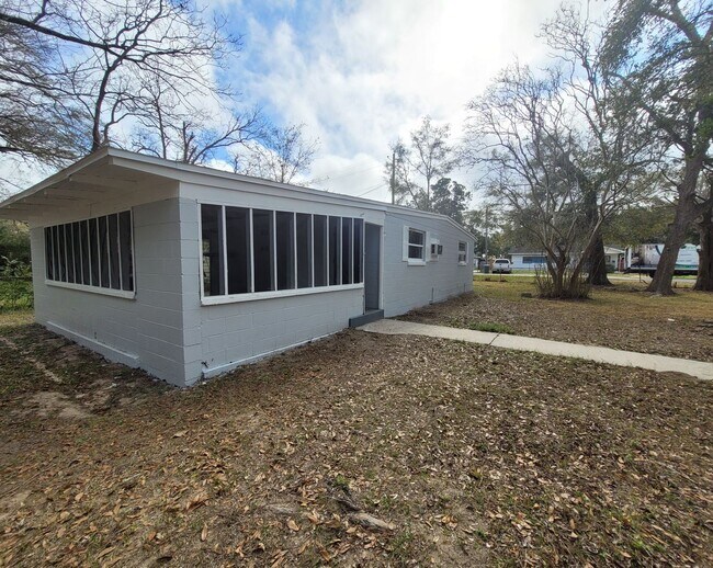 Foto del edificio - MOVE IN SPECIAL!! Waived $350 Cleaning Fee...