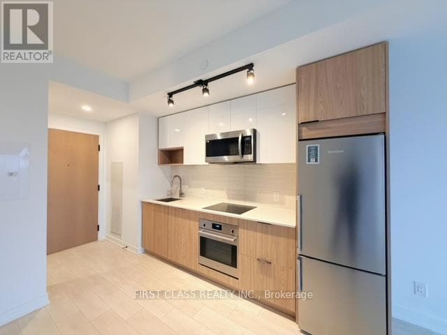 Building Photo - 5 Defries St