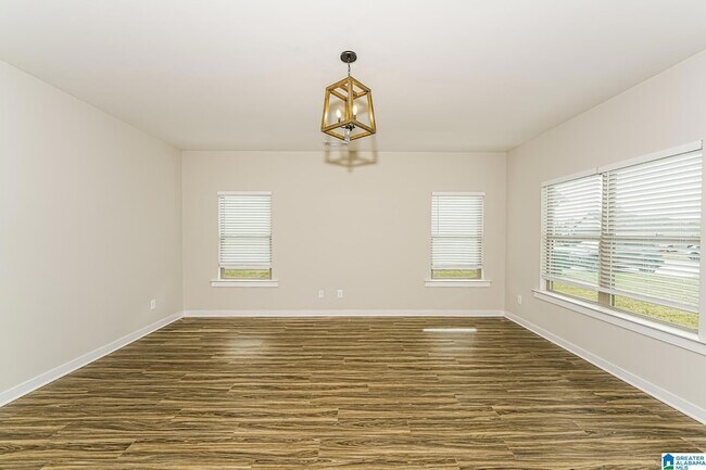 Foto del edificio - 98 Kings Wy