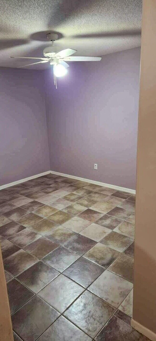 Foto del edificio - 221 Balboa St