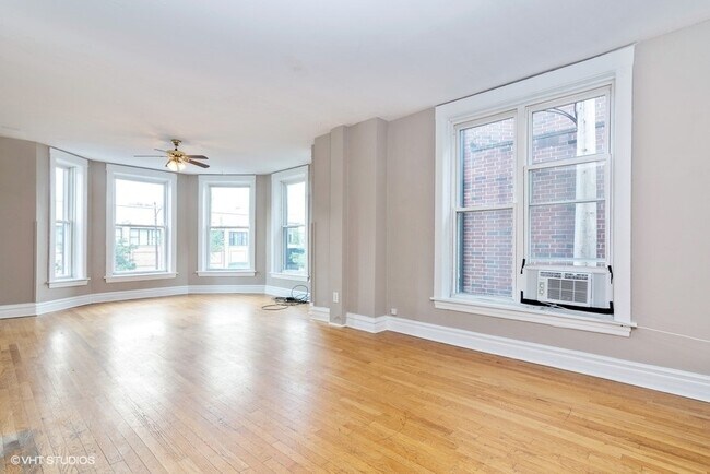 Foto del edificio - 2615 W North Ave