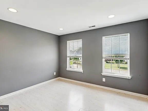 Building Photo - 308 Rabbit Ct