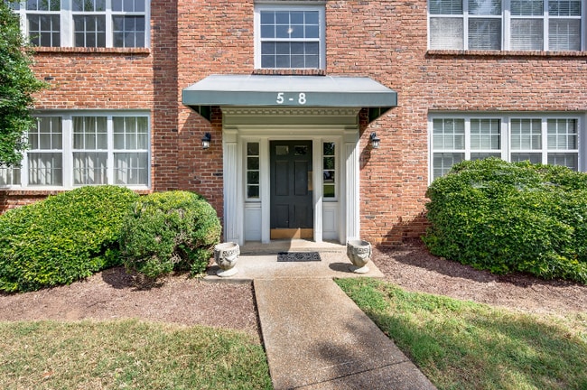 Building Photo - 1112 Clifton Ln