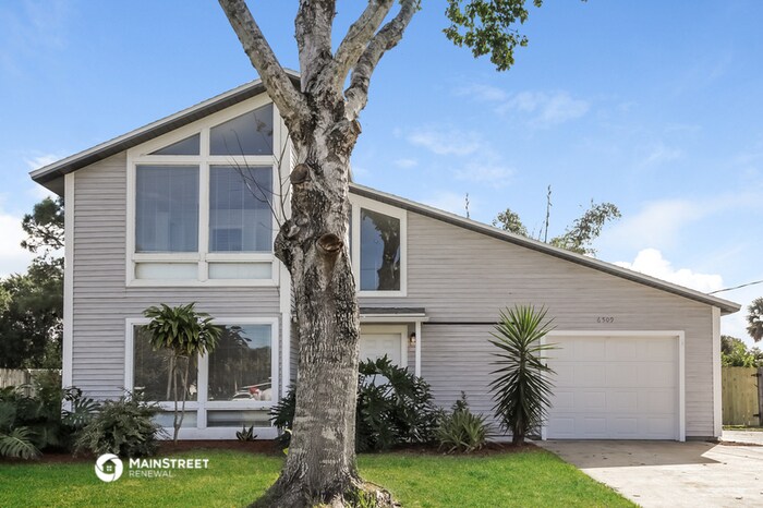 Foto principal - 6509 Arton St