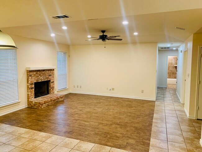 Building Photo - 4610 Gatewood Ct