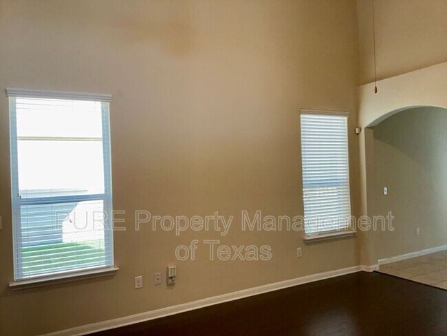 Foto del edificio - 1820 Mathers Mill Trail