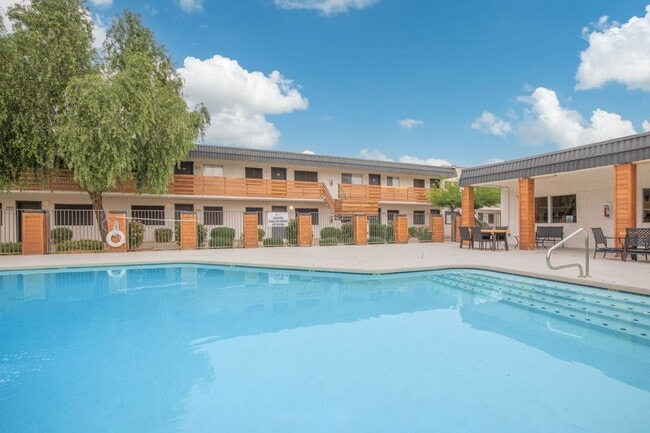 Building Photo - U @ 19th Apartments (New)