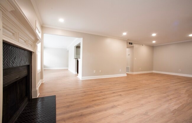 Living Room w/ Fireplace - 1101 Old Hammond Chase