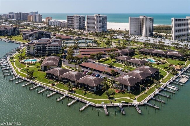Building Photo - 591 Seaview Ct