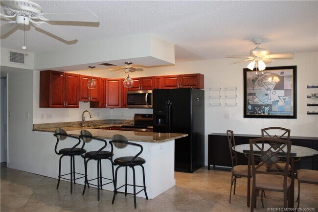 Building Photo - 2600 S Kanner Hwy