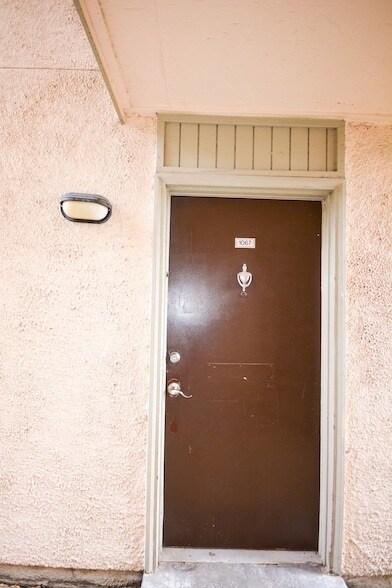 Foto del edificio - 12816 Midway Rd