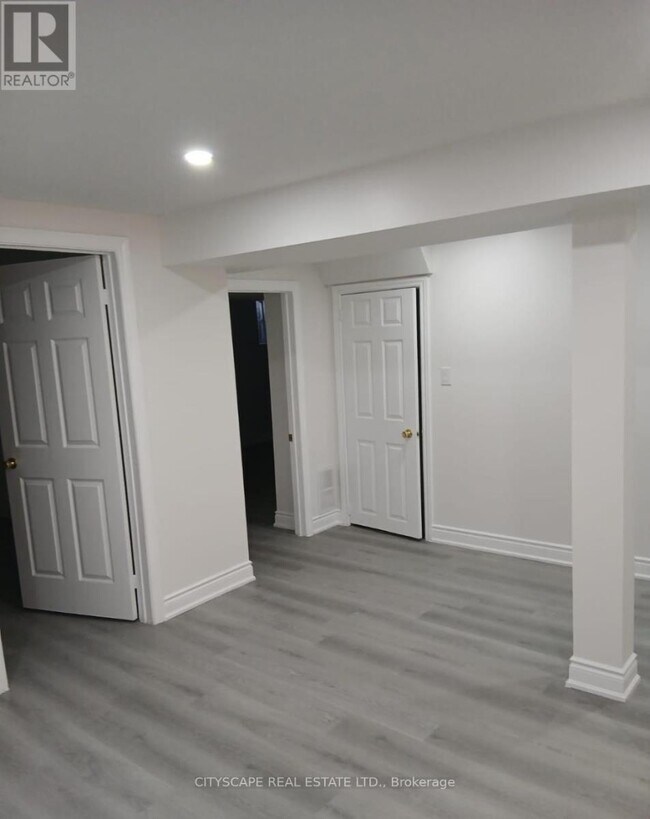 Building Photo - 1325 Beauty Bush Ct