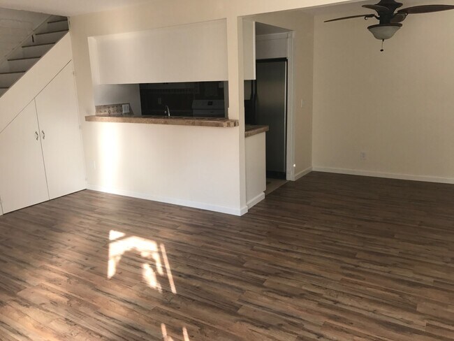 Foto del edificio - 1264 Bryce Way