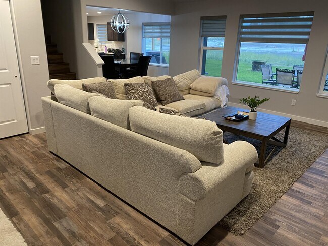 Foto del edificio - 509 Raven Ln