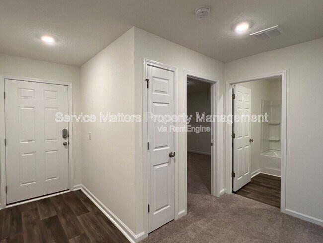 Building Photo - 4370 Jitterbug St