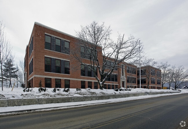Building Photo - Residences at the Park