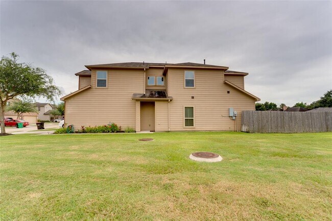 Foto del edificio - 6047 Wesley Manor Ct