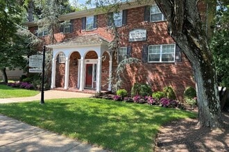 Building Photo - Millburn on Main