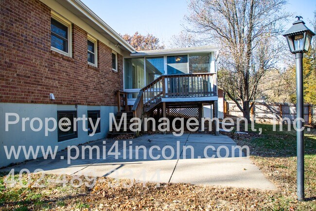 Foto del edificio - 3 Bedroom Ranch Home. COMING SOON!