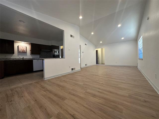 Building Photo - 716 Timberlake Cir