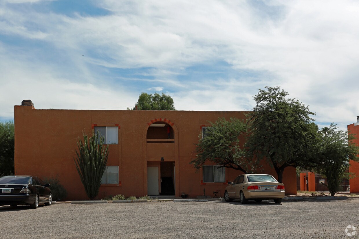Building Photo - 938 N Belvedere Ave