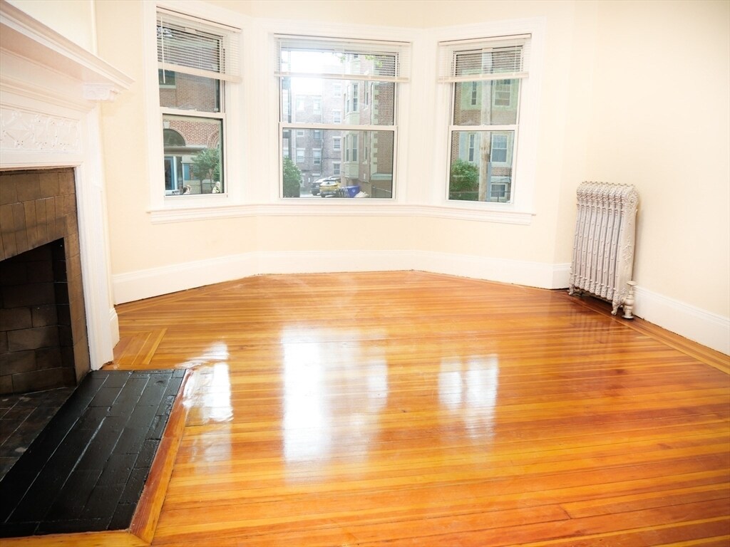 Foto principal - 10 Beals St