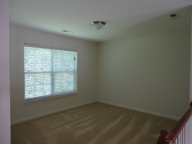 Building Photo - 5000 Peppercorn Lane