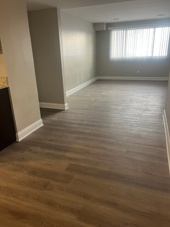 Foto del edificio - 10640 Brooks Ln