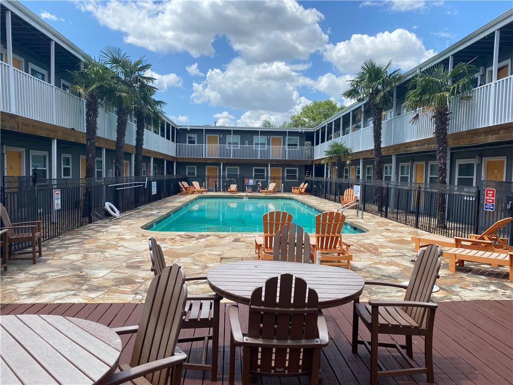 2401 Manor Rd Unit 206, Austin, TX 78722 Condo for Rent in Austin, TX